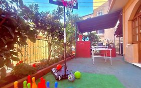 Fay's Barbeque Garden-House